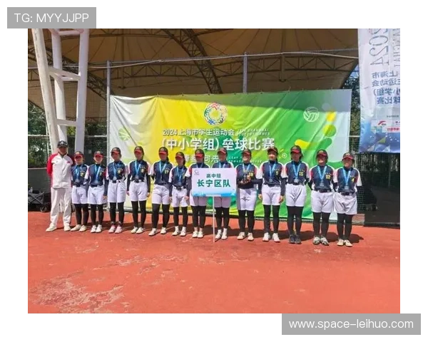 体教融合背景下校园垒球发展路径 特色学校培育后备人才